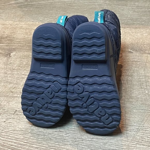 Native Kid's Fleece-Lined Snow Boots - US Kid's 8 - Picture 9 of 10
